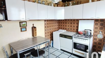 Traditional house 4 rooms of 84 m² in Rezé (44400)