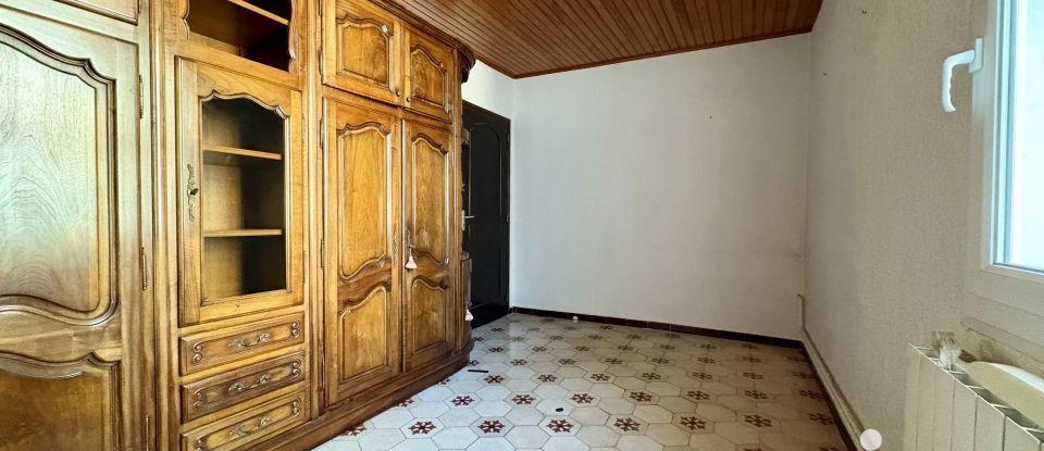 Village house 5 rooms of 134 m² in Générac (30510)