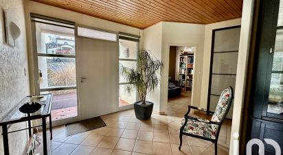 House 6 rooms of 141 m² in La Roche-sur-Yon (85000)