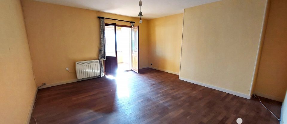 House 5 rooms of 130 m² in Perreuil (71510)