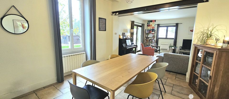 Maison 5 pièces de 140 m² à Bollène (84500)