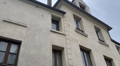 Building in Mantes-la-Jolie (78200) of 427 m²