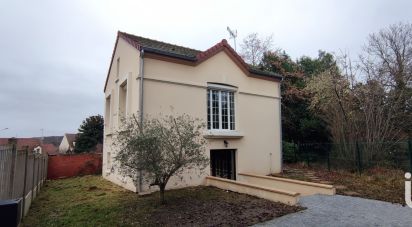 House 5 rooms of 102 m² in Villecresnes (94440)