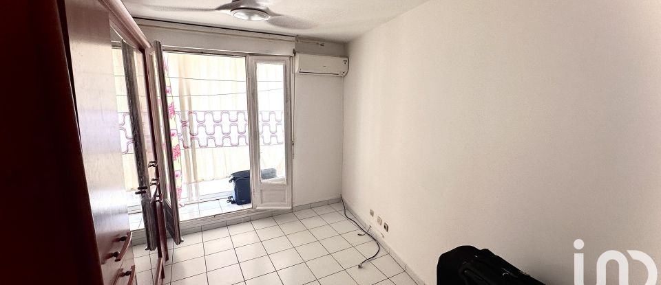 Apartment 4 rooms of 105 m² in Saint-Denis (97400)