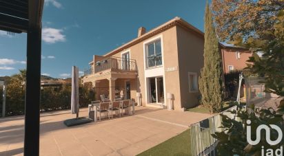 House 4 rooms of 120 m² in Roquebrune-sur-Argens (83380)