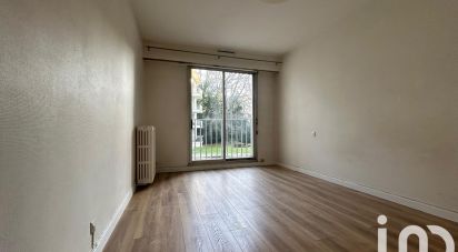 Apartment 2 rooms of 54 m² in Nantes (44000)