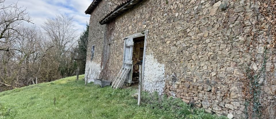 Maison traditionnelle 5 pièces de 89 m² à Sabadel-Latronquière (46210)