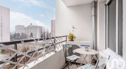 Apartment 4 rooms of 93 m² in Villeurbanne (69100)