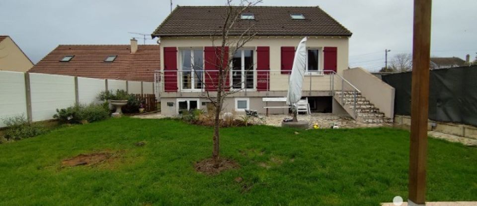 Maison traditionnelle 4 pièces de 115 m² à Faremoutiers (77515)