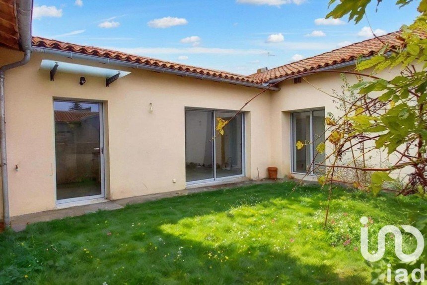 Maison 3 pièces de 87 m² à Niort (79000)