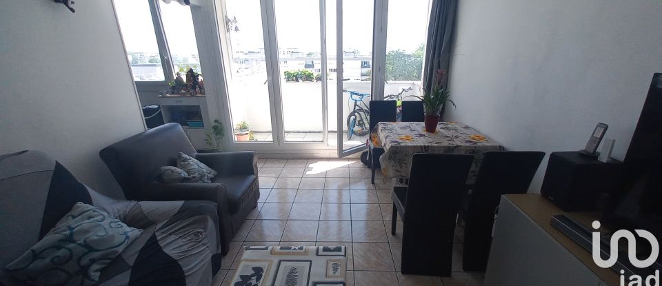 Apartment 3 rooms of 59 m² in Orly (94310)