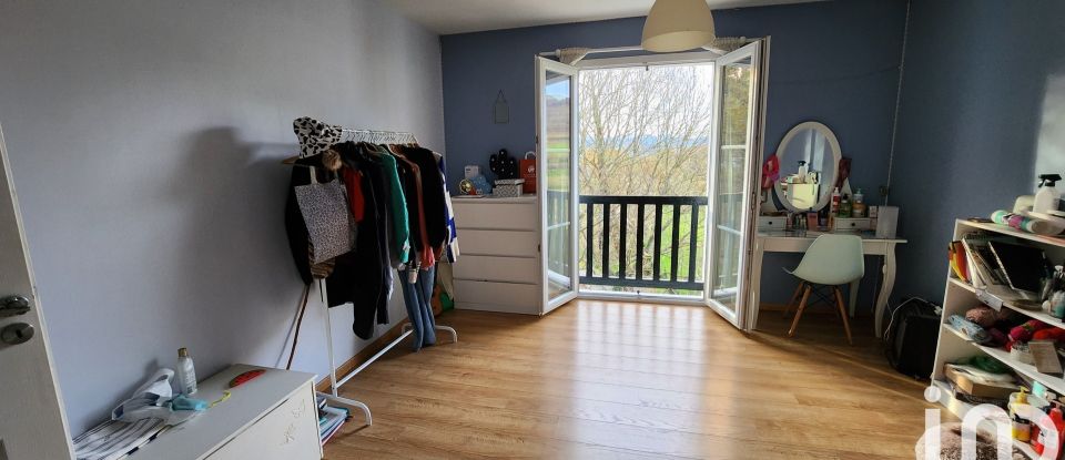 Maison 5 pièces de 160 m² à Hélette (64640)