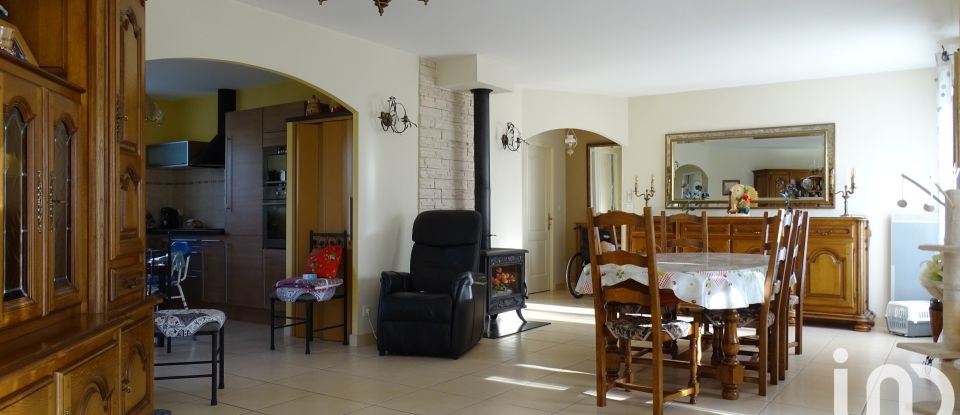 Traditional house 3 rooms of 97 m² in Blan (81700)