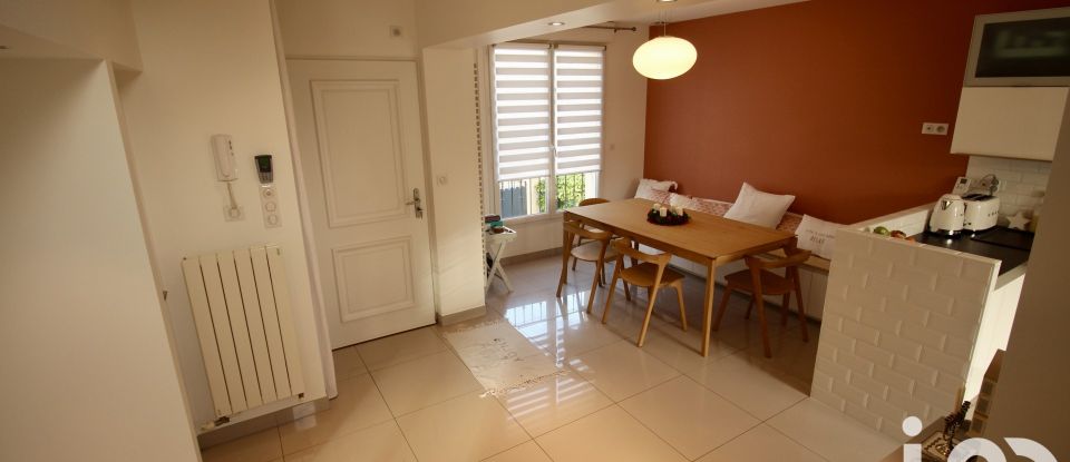 Maison traditionnelle 5 pièces de 114 m² à Chatou (78400)