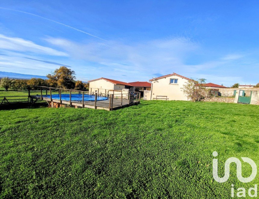 Ferme 5 pièces de 160 m² à Salvizinet (42110)