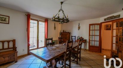 Traditional house 7 rooms of 175 m² in Bréval (78980)