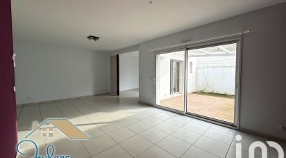 House 6 rooms of 182 m² in Saujon (17600)