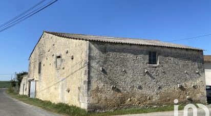 Barn conversion 3 rooms of 184 m² in Saint-Savinien (17350)