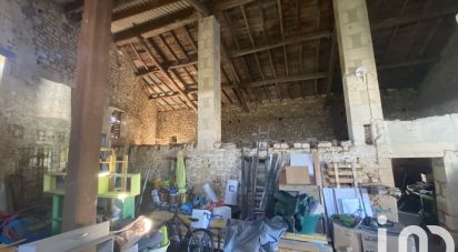 Barn conversion 3 rooms of 184 m² in Saint-Savinien (17350)