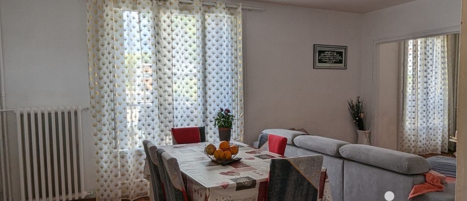 Apartment 4 rooms of 80 m² in Allonnes (72700)