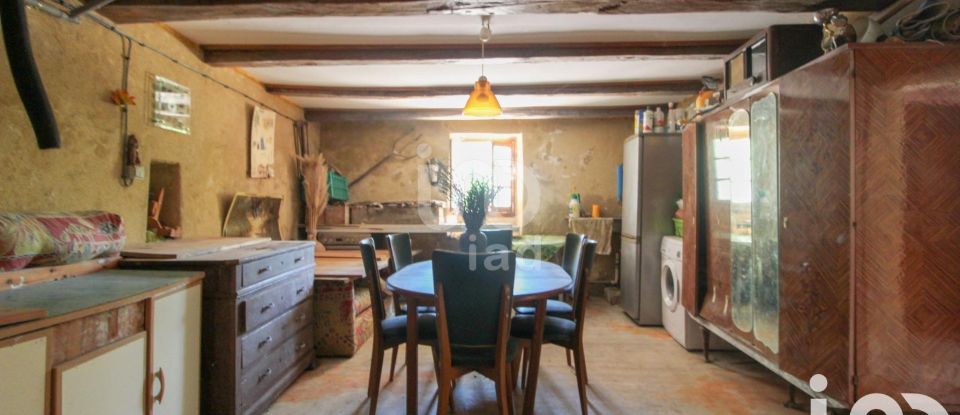 House 7 rooms of 182 m² in Saint-Rome-de-Cernon (12490)