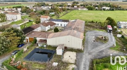 Maison 9 pièces de 278 m² à Foussignac (16200)