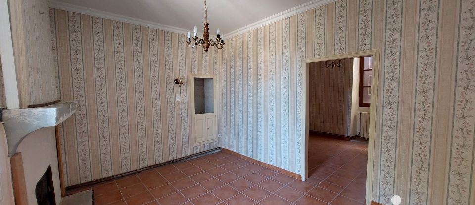 Maison de village 8 pièces de 92 m² à Pompignan (30170)