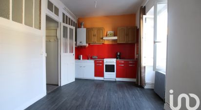 Apartment 2 rooms of 44 m² in Pau (64000)