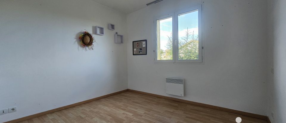 Maison 7 pièces de 141 m² à Meauzac (82290)