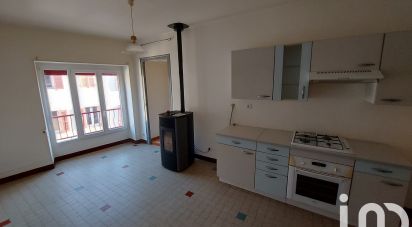 Apartment 2 rooms of 75 m² in Pont-de-Poitte (39130)