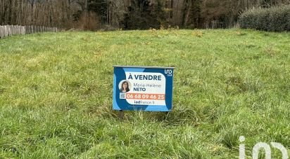 Land of 2,500 m² in Rilly-sur-Loire (41150)