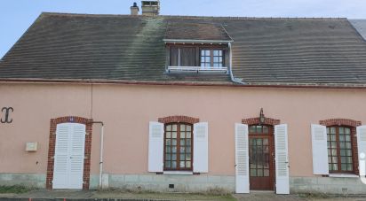 Maison traditionnelle 4 pièces de 158 m² à Prunay-le-Gillon (28360)