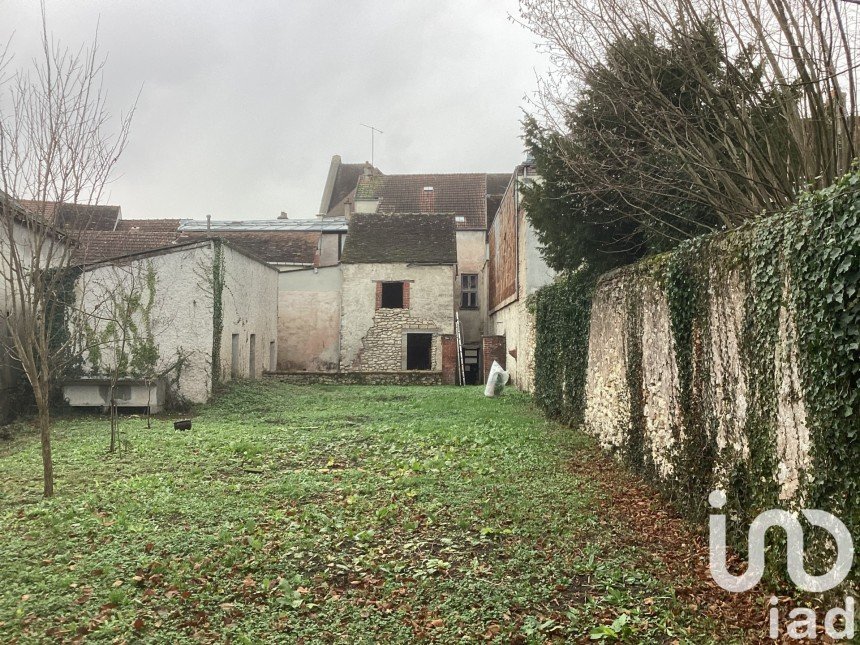 Maison de ville 10 pièces de 160 m² à Provins (77160)