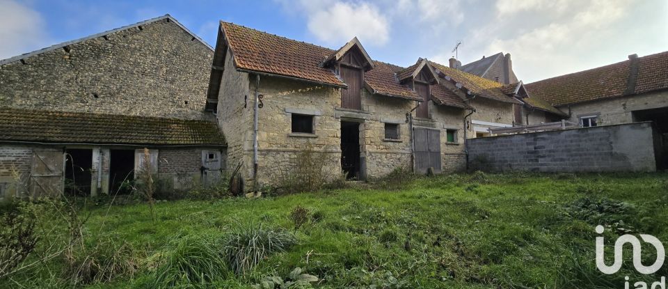 Grange 1 pièce de 294 m² à Sainte-Croix (02820)