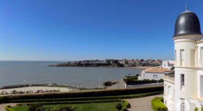 Apartment 3 rooms of 76 m² in Royan (17200)