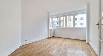 Apartment 3 rooms of 57 m² in Paris (75020)