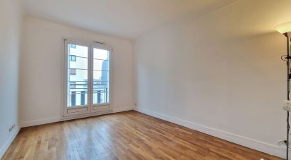 Apartment 3 rooms of 57 m² in Paris (75020)