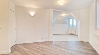 Apartment 2 rooms of 46 m² in Paris (75020)