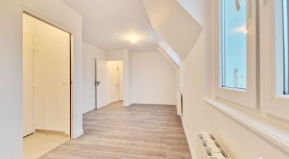 Apartment 2 rooms of 46 m² in Paris (75020)