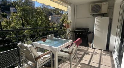 Appartement 3 pièces de 67 m² à Marseille (13011)