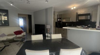 Apartment 3 rooms of 67 m² in Marseille (13011)