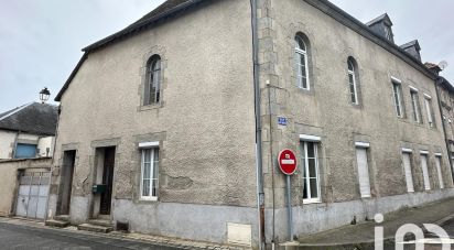 House 5 rooms of 303 m² in Auzances (23700)