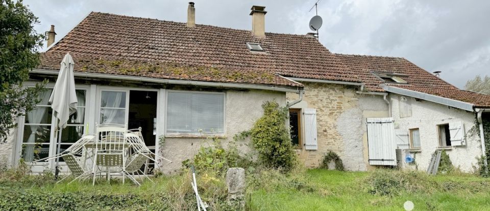 Traditional house 5 rooms of 135 m² in Aulnoy-sur-Aube (52160)