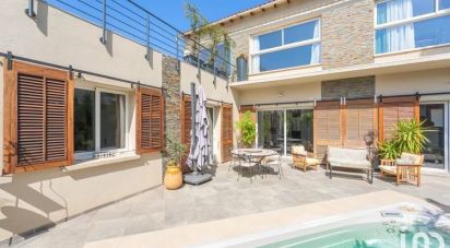 Maison 5 pièces de 194 m² à Sanary-sur-Mer (83110)