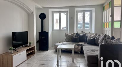 Duplex 4 rooms of 109 m² in Etaux (74800)