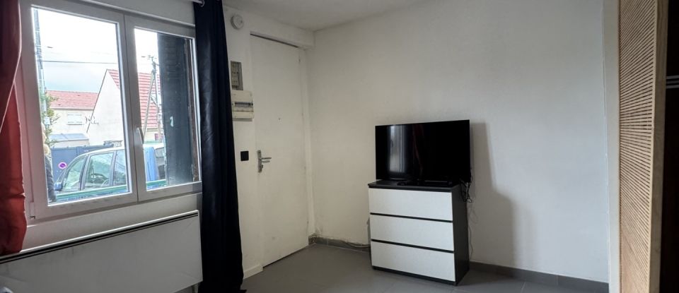 Studio 1 room of 21 m² in Corbeil-Essonnes (91100)