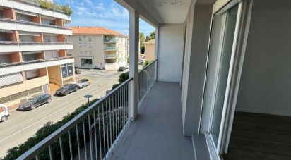 Appartement 4 pièces de 74 m² à BOULOURIS (83700)