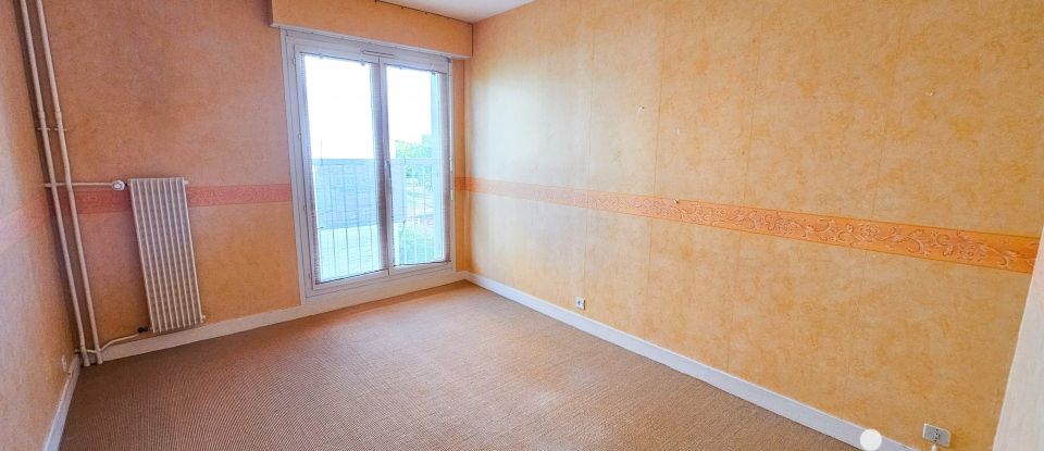 Appartement 5 pièces de 93 m² à Chartres (28000)