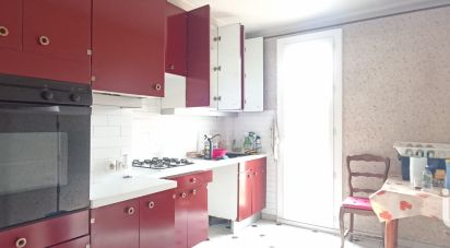 Apartment 3 rooms of 62 m² in Toulon (83000)