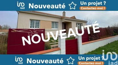 Traditional house 4 rooms of 105 m² in Les Herbiers (85500)